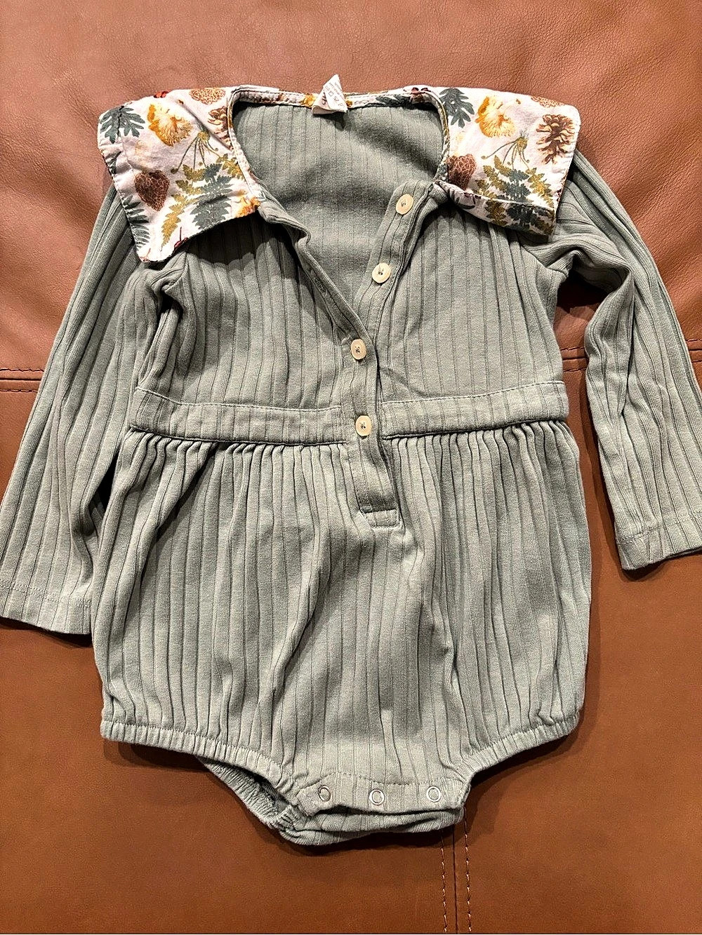 Kate Quinn Long Sleeve Floral Collar Romper Size 2T